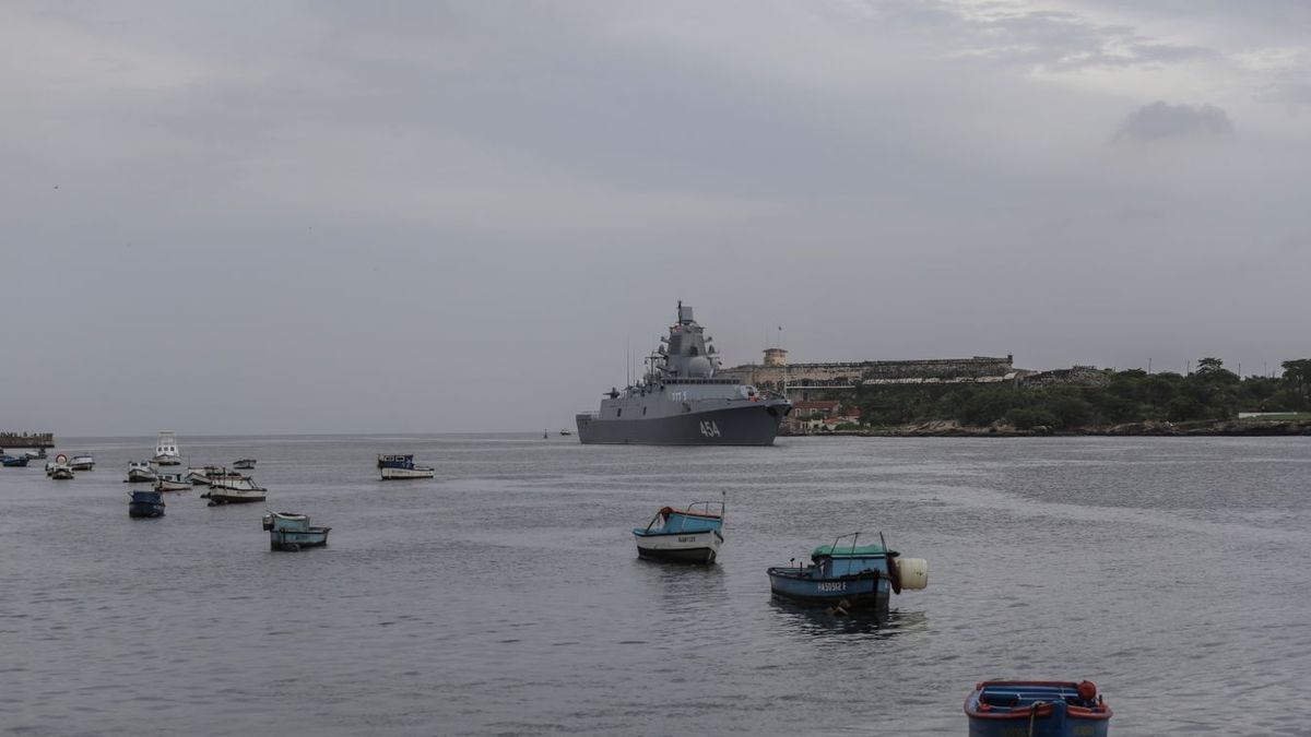 Orosz hadihajók az Egyesült Államok partjai közelében