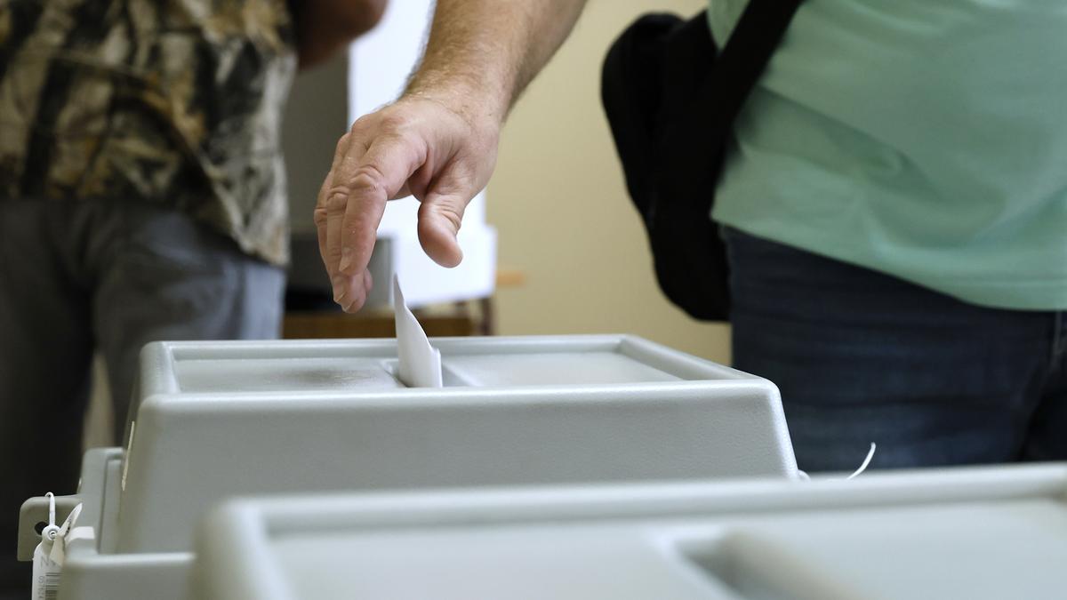Nemesdédén élelmiszercsomagokért cserébe osztottak szavazatokat: újra kell tartani a polgármester-választást