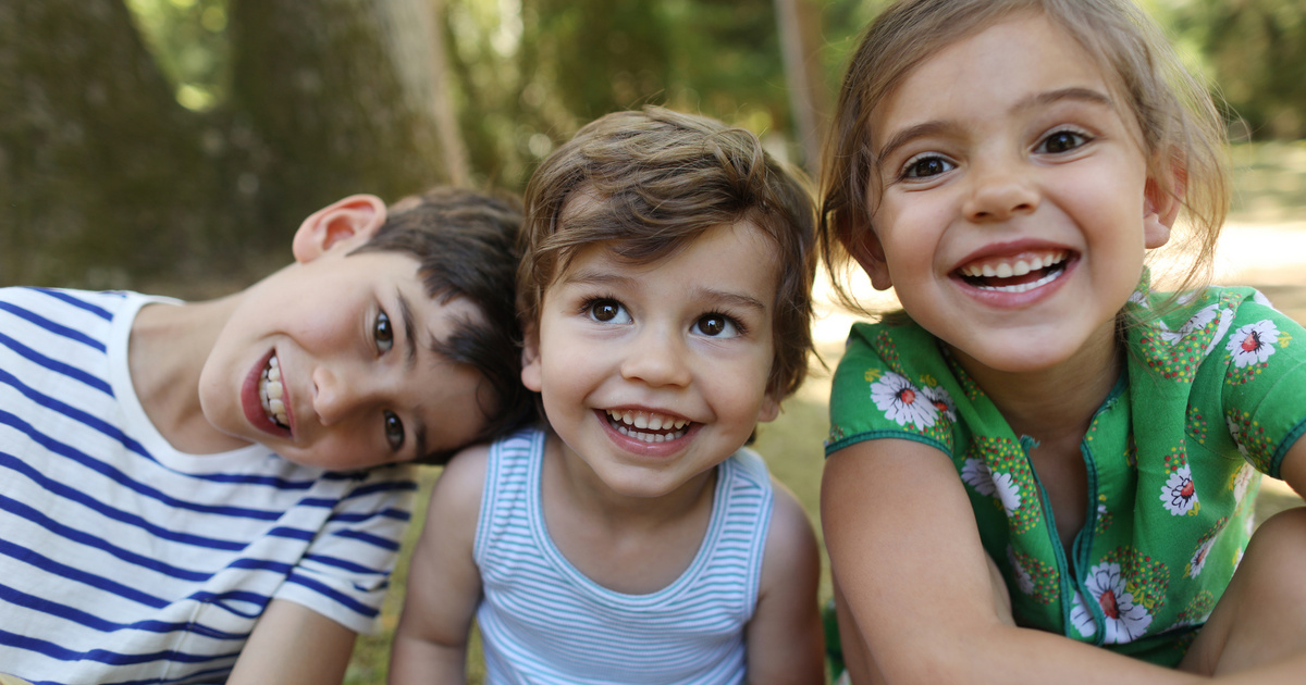 Ezeket a 14 dolgot tedd meg a nyáron, hogy boldog gyermeked legyen!