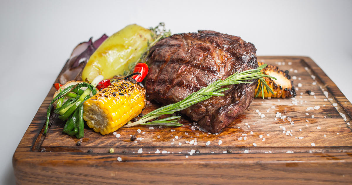 A tökéletes grillezett steak titka: a tökéletes átsütés fokozza az ízélményt