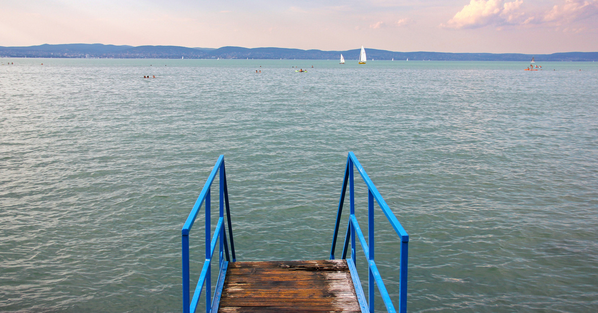 Életveszély: A Balatonnál rejlő veszélyekre hívják fel a figyelmet a vízimentők