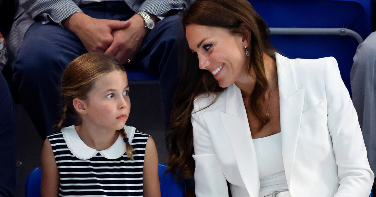 A hercegné imádni való segédje: Charlotte hercegnő Katalin mellett áll a rákbetegség árnyékában