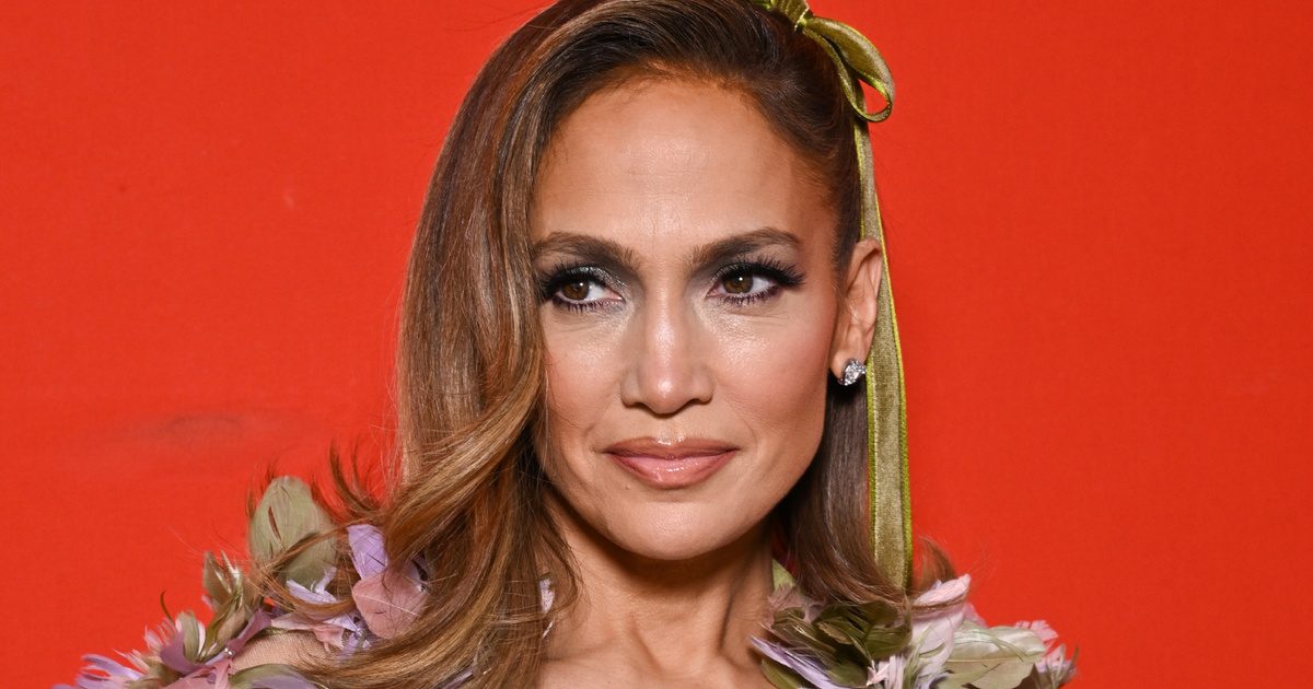 Jennifer Lopez ritkán látott fiával pózol: Maximilian az édesapja megtestesülése