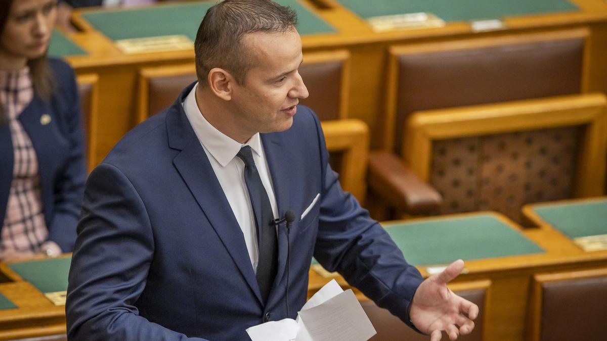 Toroczkai bejelentette a Mi Hazánk EP-frakcióhoz való csatlakozását