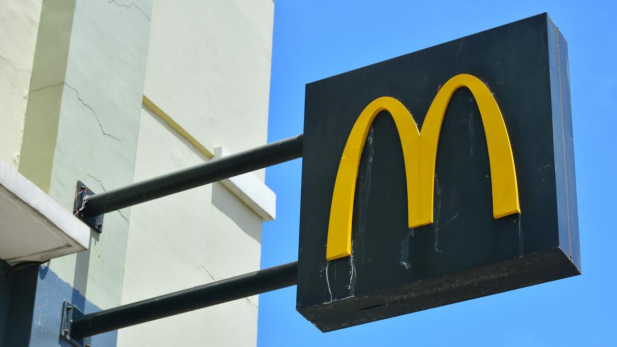 Egy ikonikus hamburger elveszik: búcsú a McDonald’s-tól