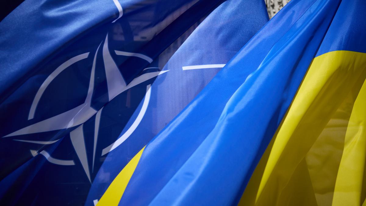 Az Ukrajna NATO-csatlakozásának egyre valószínűbbé válása: Visszafordíthatatlan döntések születhetnek a csúcstalálkozón
