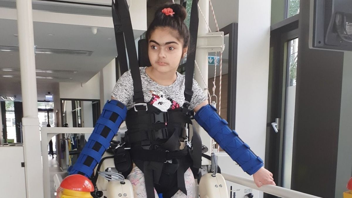"Nem adom fel harcolnak a reményért a 13 éves nagybeteg Vivienért" – Orvosai lemondtak, de ő nem