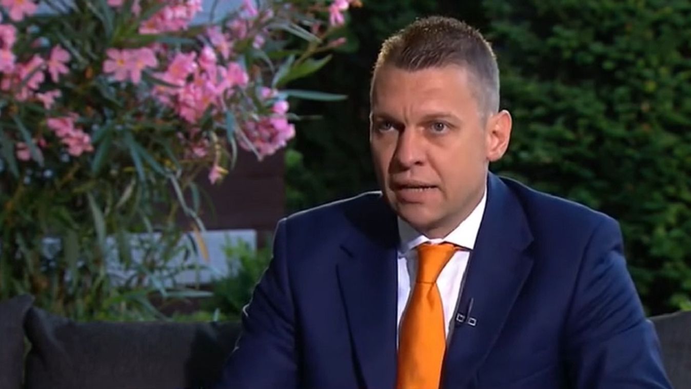 Menczer Tamás elismerően nyilatkozik Orbán Viktornak a béke iránti erőfeszítéseiről