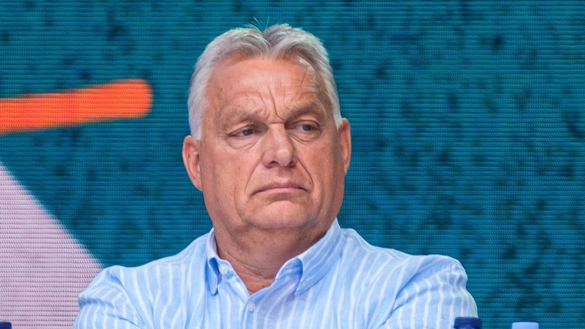 A béke és stabilitás mellett áll az idő - Orbán Viktor üzenete