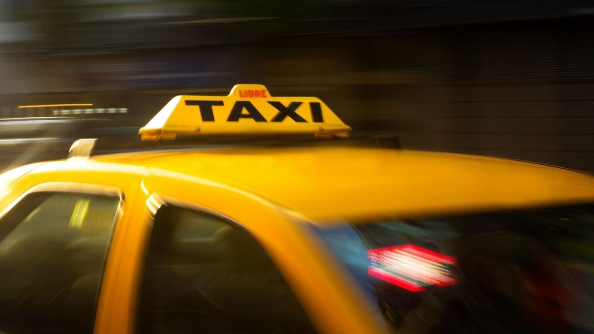 A titokzatos időutazó halála: taxi gázolta el a rejtélyes történet közepén