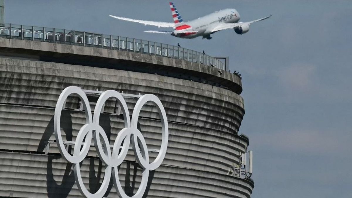 Rendkívüli veszélyben az olimpikonok – Párizs repülőtereinek lebénulása fenyeget