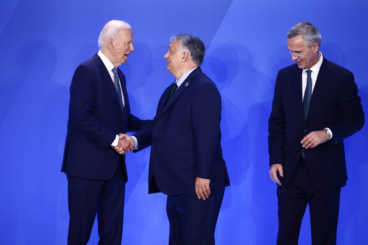 Orbán Viktor és Joe Biden találkozása: Az elnökök találkozása és reakciója a NATO-csúcson
