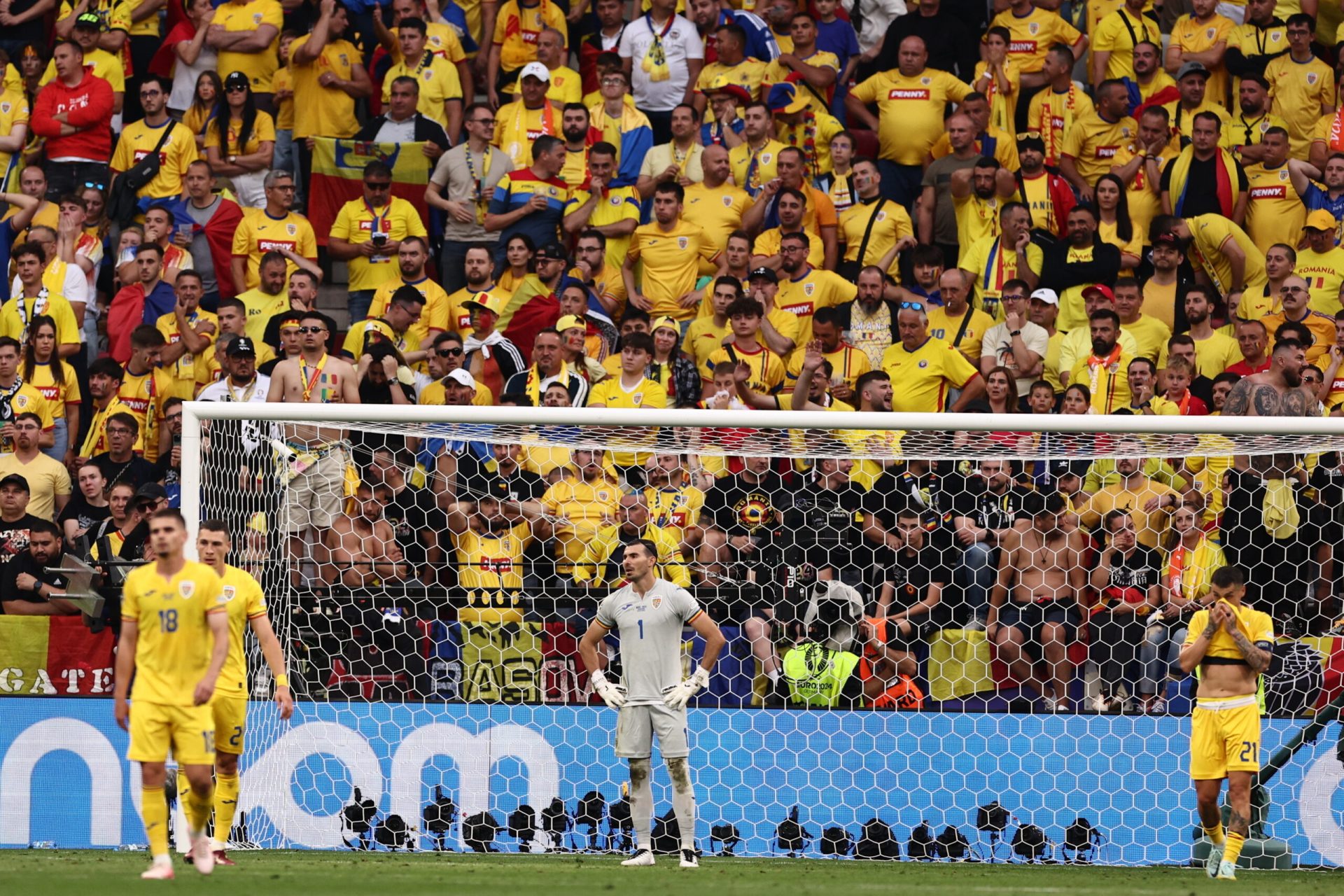 Az "Elképesztő dominancia: Hollandia 3-0-ra legyőzte Romániát a nyolcaddöntőben