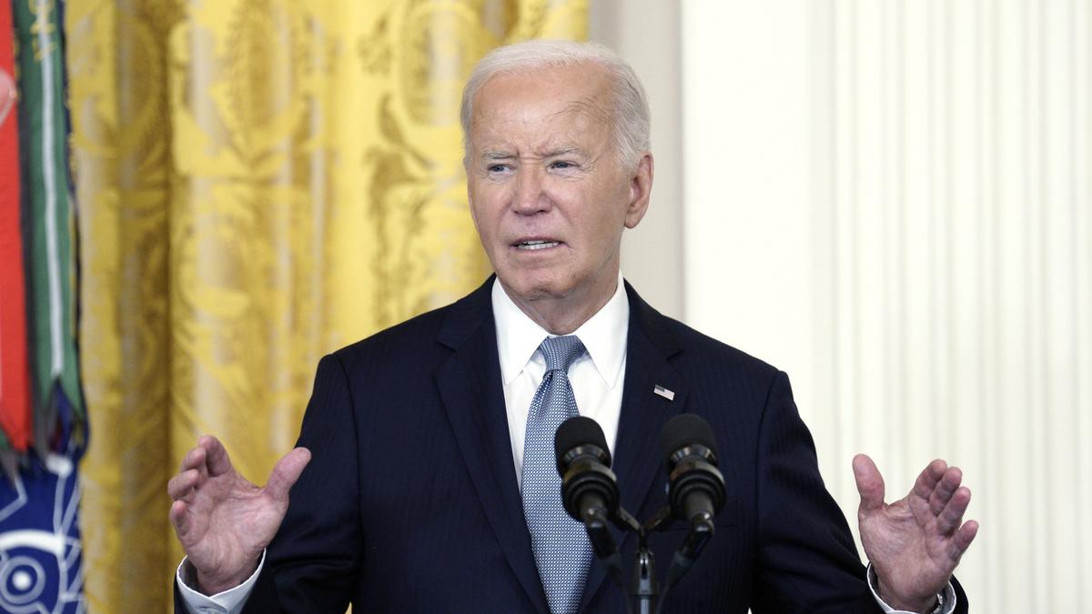 Joe Biden bejelentette visszalépését a politikai színtérről