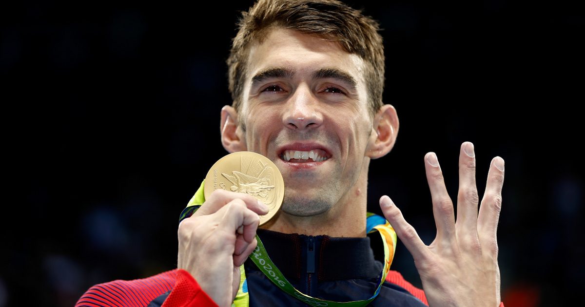 Egy nagy család boldogsága: Michael Phelps és szépségkirálynő felesége 4 gyermekét nevelik együtt