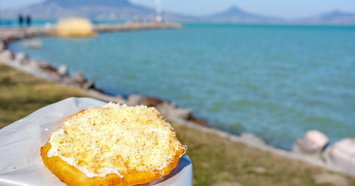 Lehet a Balatonból hekket fogni? 8 szórakoztató kérdés a legnépszerűbb strandos ételekről