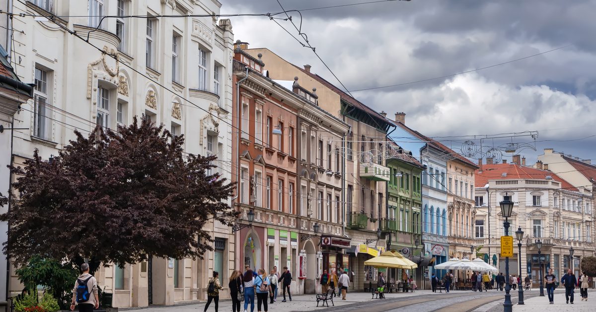 Magyarország Népesebb Városai: Debrecen, Szentendre, Miskolc