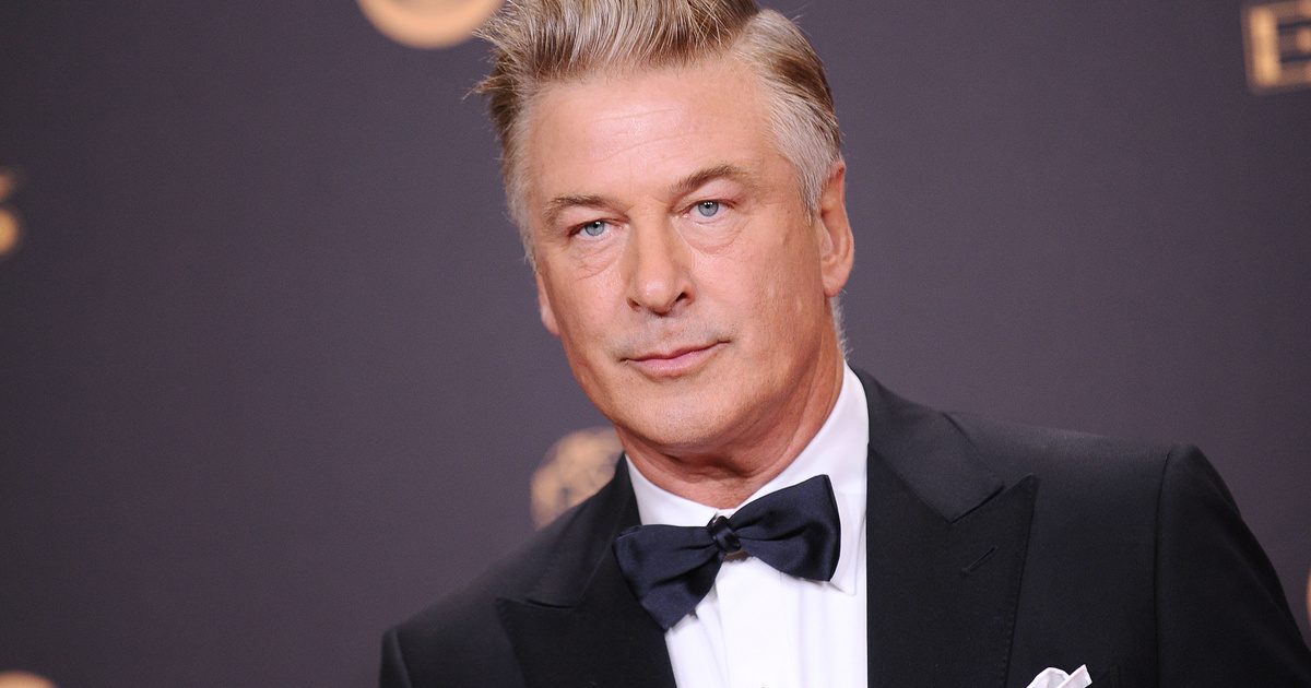 Alec Baldwin 11 éves lánya sminkben: Botrány az ajakfeltöltés miatt