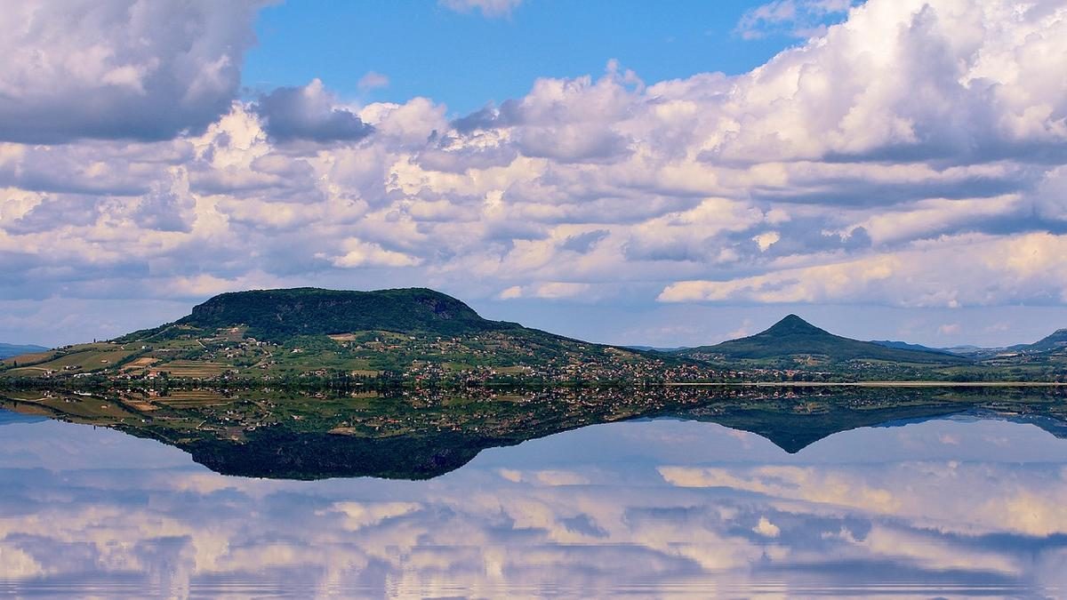 Életmentő rendőrnő a titokzatos eset nyomában: mi történt a Balaton partján?