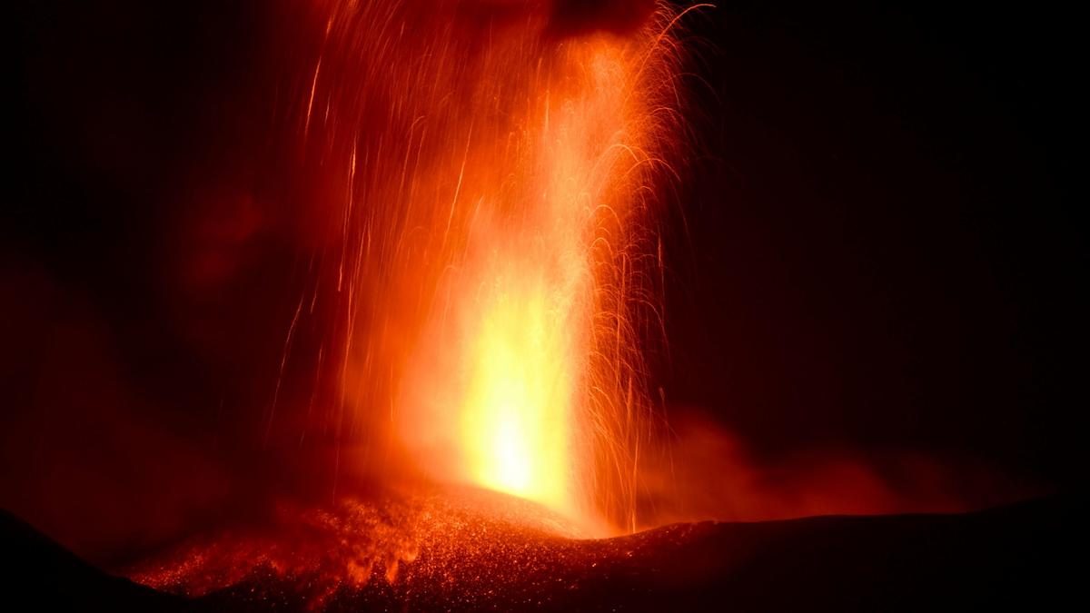 Drámai pillanatok az Etna kitörése – videófelvétel