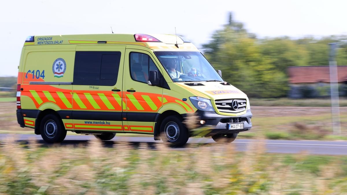 Döbbenetes tragédia Zalában: medencébe esett egy ötéves kisfiú, aki nem tudott úszni