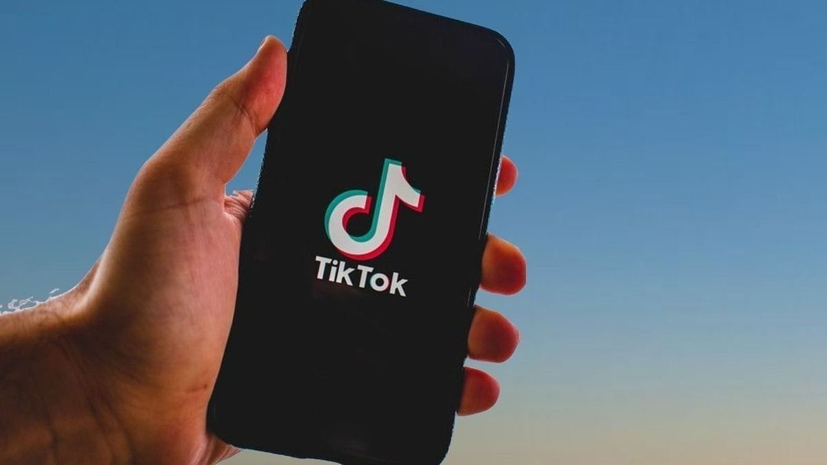 A TikTok tragédiája: Egy tündéri 10 éves kislány halála és az anya harca a vállalat ellen