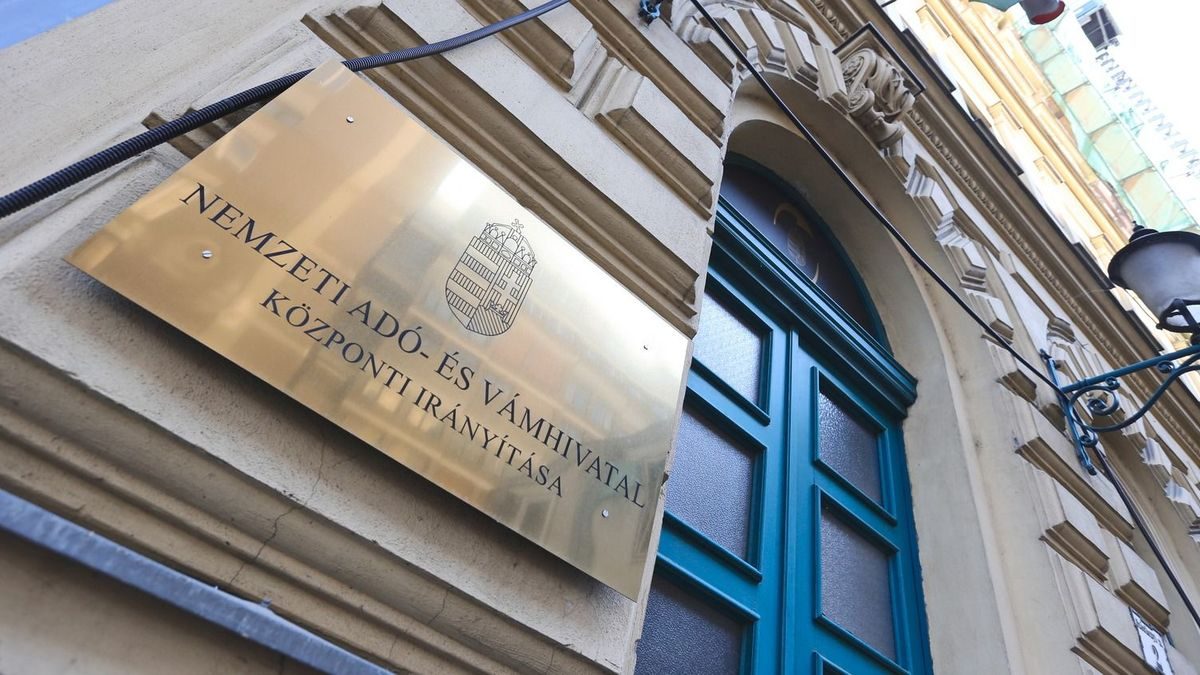 Dermesztő felfedezés a budapesti gyorsétteremben: NAV-ellenőrök reakciójáról beszél az eset