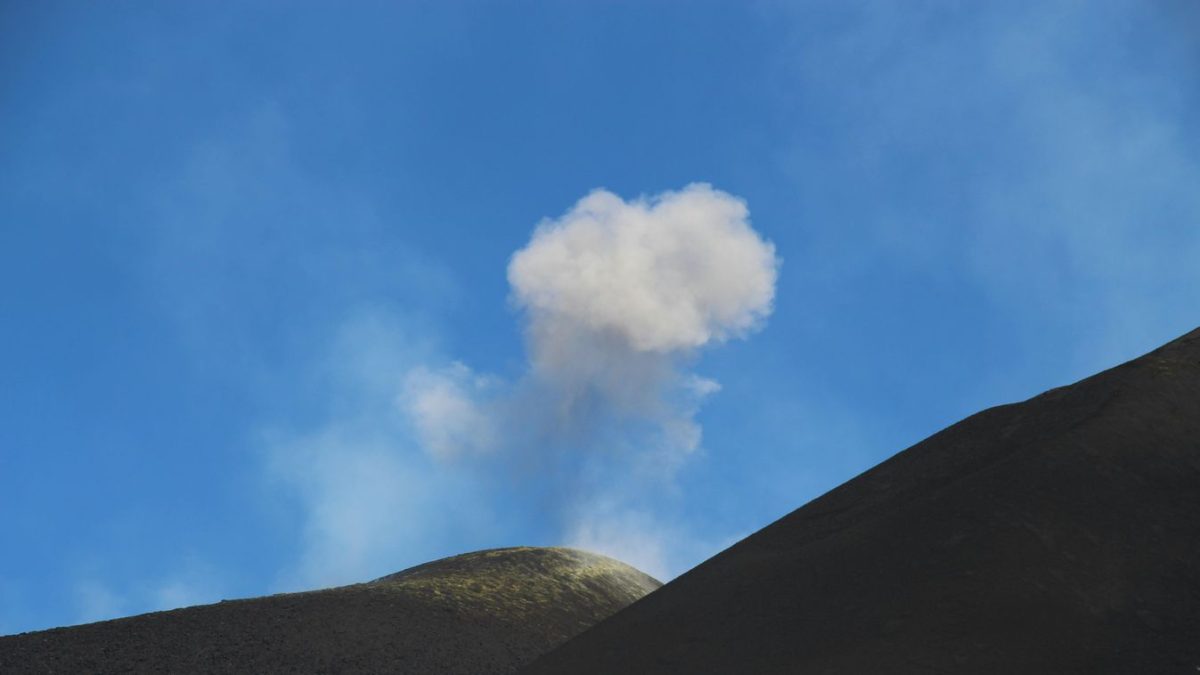 Az Etna kitörése: pillanatnyilag zajlik a természeti spektakulum