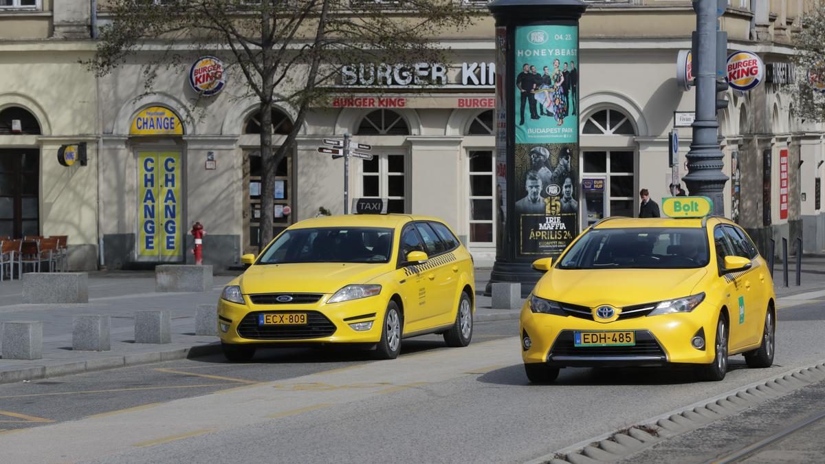 Taxis hiénákra csaptak le a rendőrök – videón a filmbe illő akció