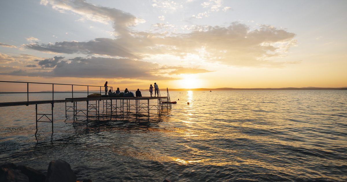 Varázslatos Balaton-parti oázis: ideális helyszín nyári pihenéshez, esküvőkhöz és céges rendezvényekhez