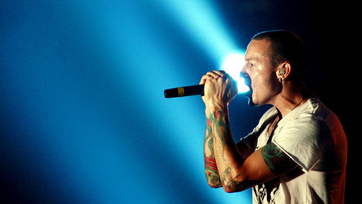 Egy új korszak kezdete: a visszatért Linkin Park új énekesnője