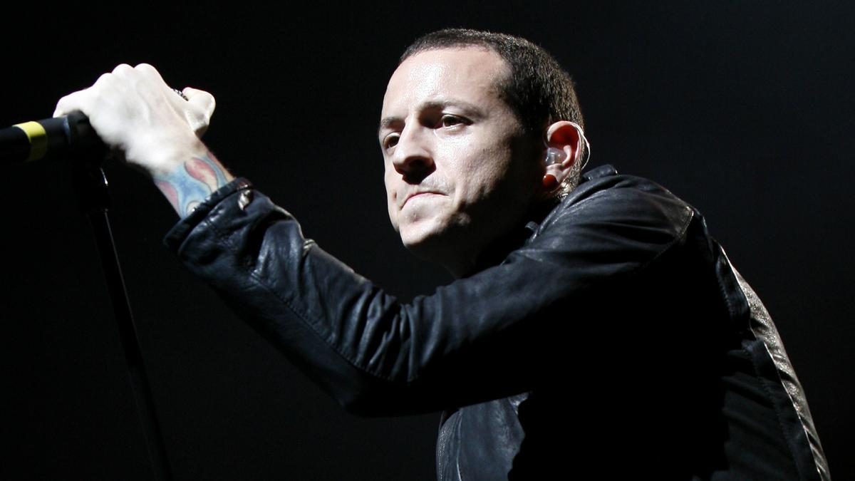 A szomorúság hangja: Chester Bennington anyukája reakciója a Linkin Park újraalakulására