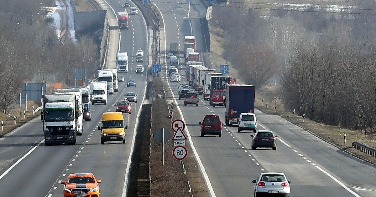 Figyeljük az óvatosságot: januártól nő a büntetések összege a magyar autópályákon