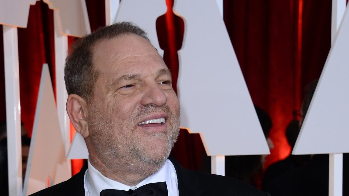 A Feloldás: Megszüntették a nemi erőszak vádját Harvey Weinstein ellen