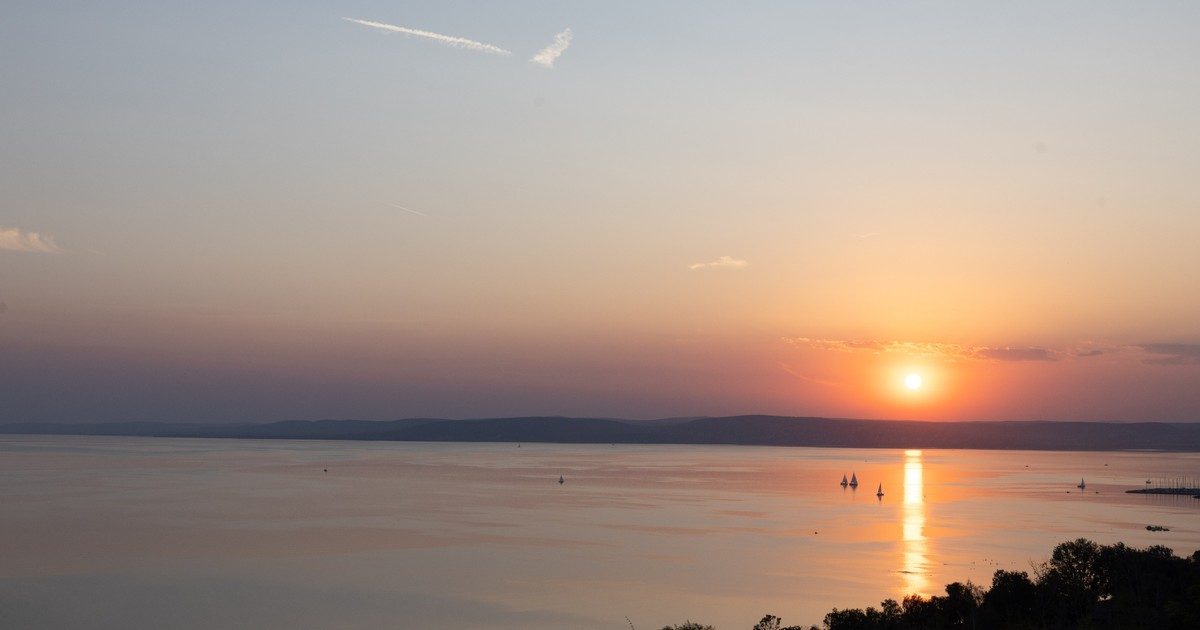 Űrbe veszett: a szél szállt a Balaton felett