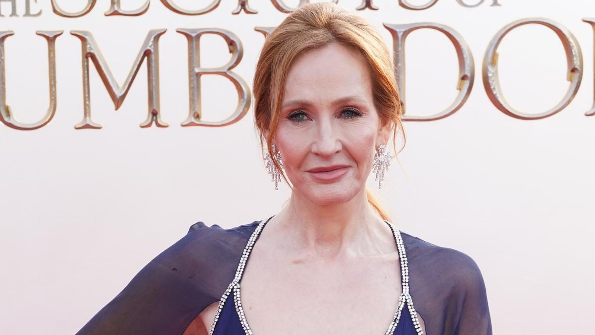 J. K. Rowling bíráló kommentje a transznemű paralimpiai sportolóról felháborodást váltott ki: ‘Micsoda példakép!’