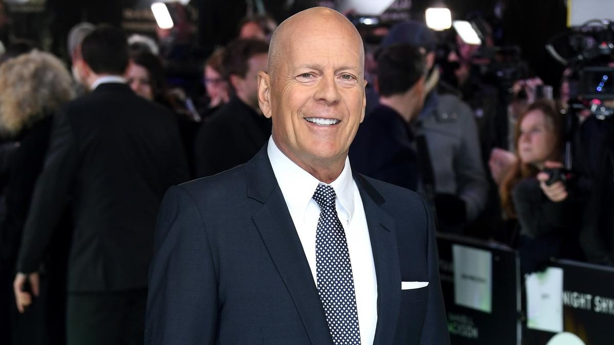 Az elszomorító valóság: Bruce Willis újabb fotóin látható, mennyire megváltozott a demenciával küzdve