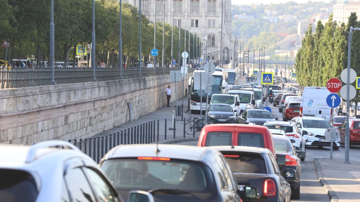 Káosz és zűrzavar az iskolakezdés Budapesten