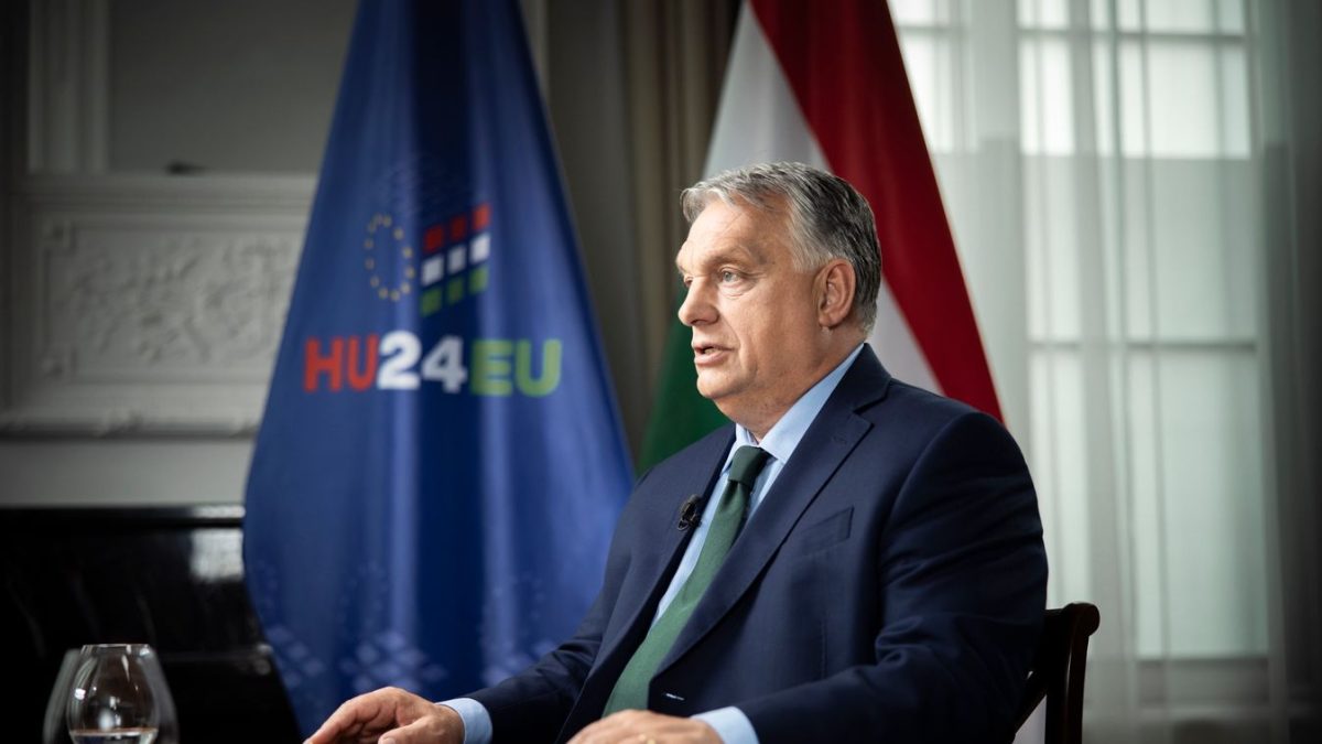 Orbán Viktor figyelmeztet: Az Európai Unió egy békeprojekt és most háború van Európában