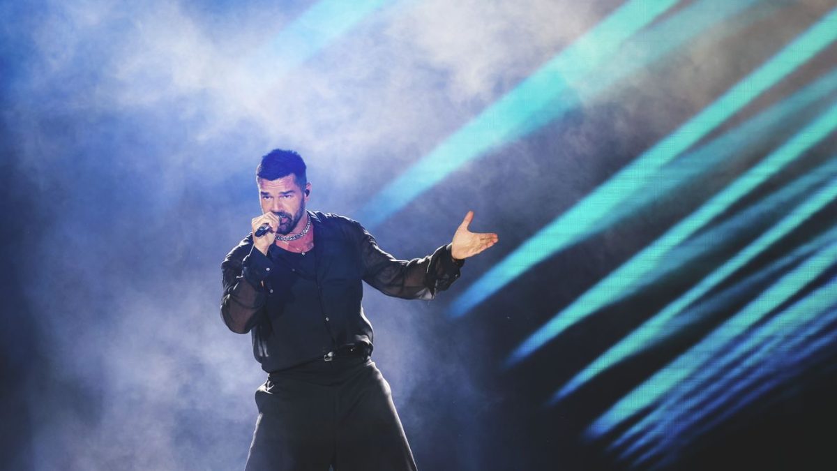 A Színes Élmények Budapesti Koncertről: Ricky Martin Fényképekben Örökítve