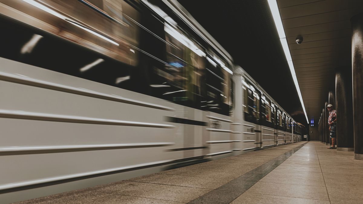 Budapesten metróbaleset történt: leállt a forgalom