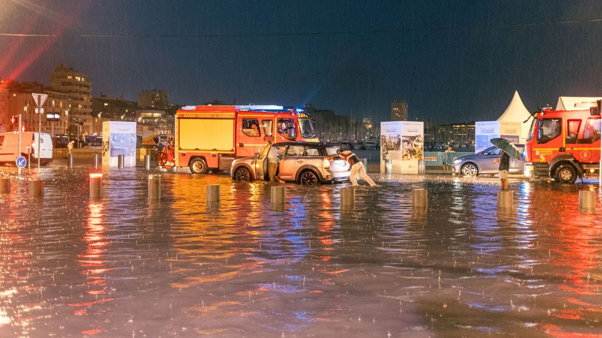 Víz alatt: Európát sújtó árvíz pusztítása – Képekben!