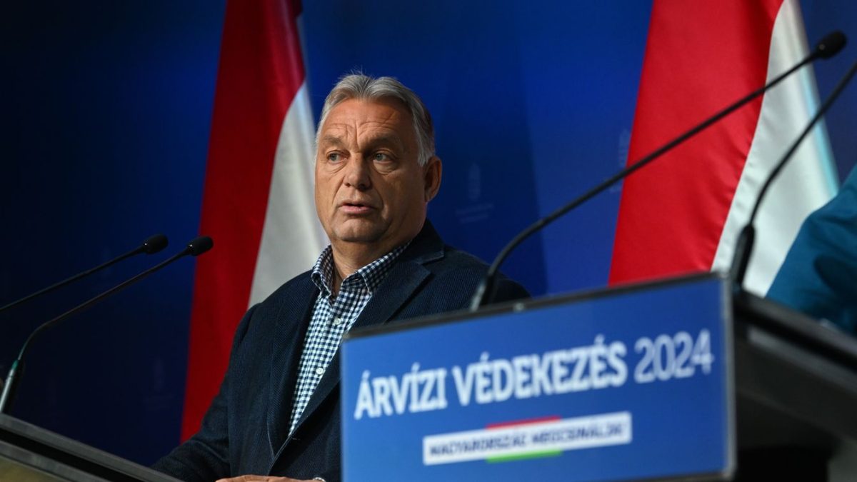 Orbán Viktor: Elhagyja Magyarországot az árhullámral