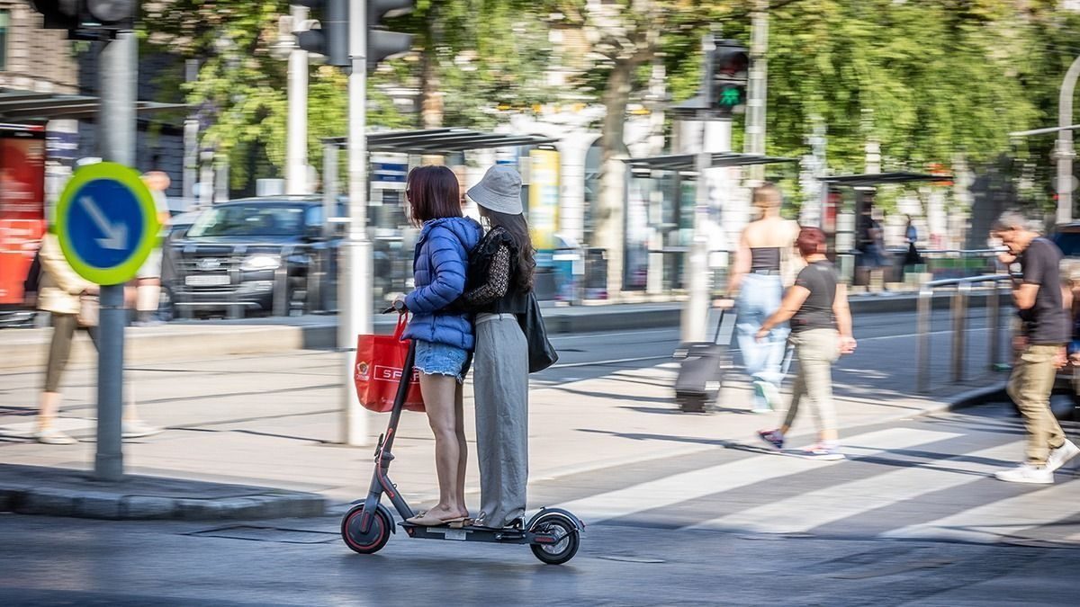 Drámai tragédia: Elektromos rollerrel ütötték el Veresegyházon az iskolába tartó 8 éves kisfiút