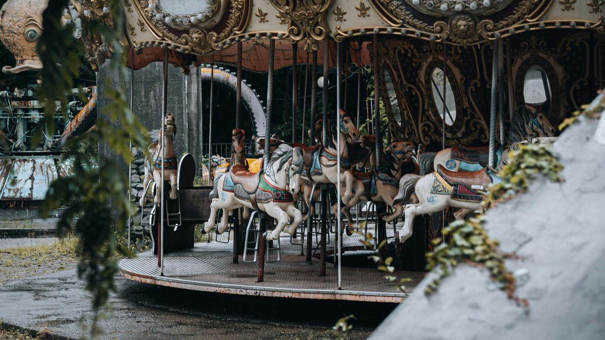 Magyarország hátborzongató vidámparkja: egy rejtélyes és ijesztő felfedezés