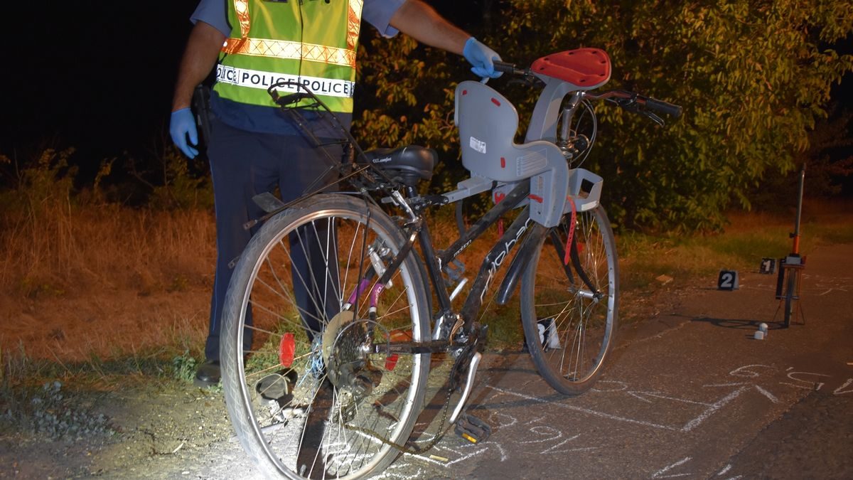 Sokkoló felfedezés Magyarországon: 17 éves fiú holttestét találták az úton buszsofőr