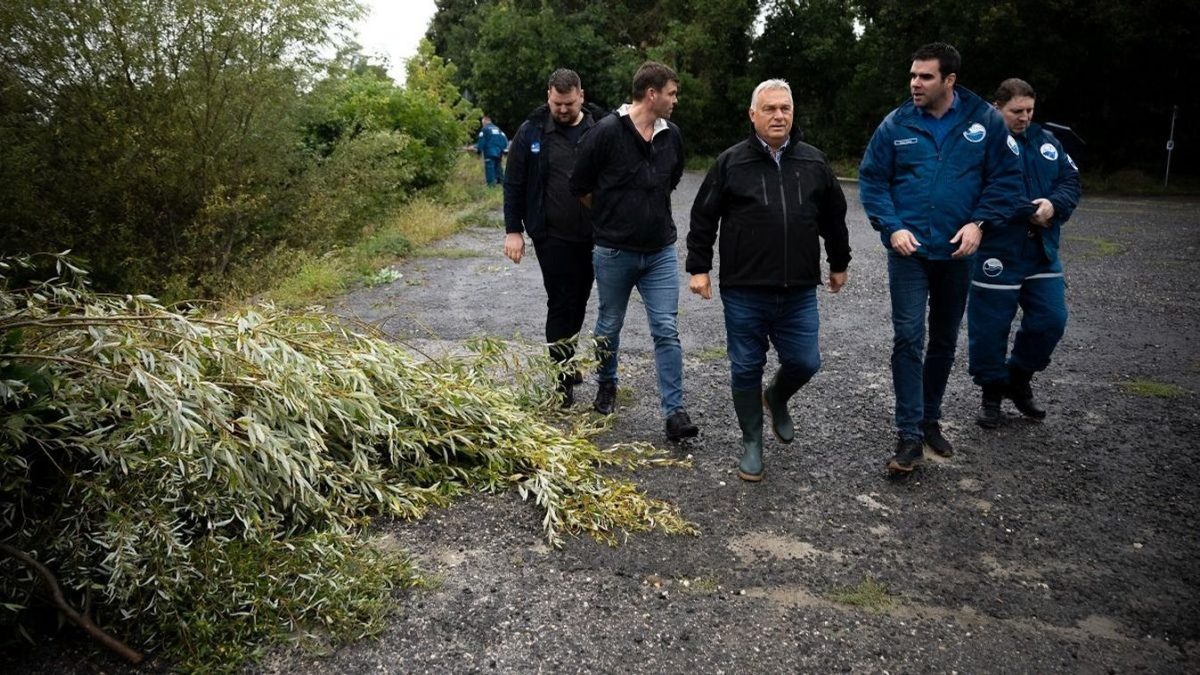 Az árvízvédelem fontosságára helyezett hangsúlyt Orbán Viktor vezetésével tartott ülés