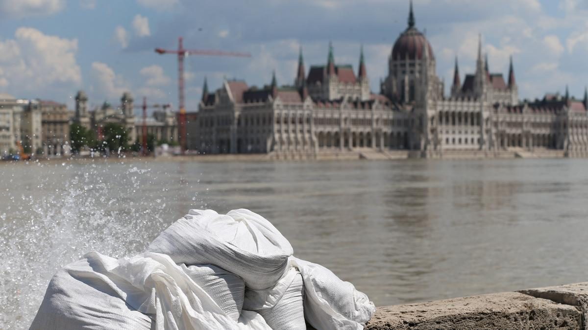 Közelít a veszély: Budapestre ismét árvíz fenyegetése - fotók az előző katasztrófáról