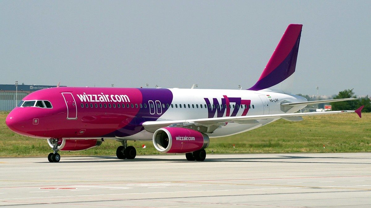 Repülőjárat-riasztás: a Wizz Air törölt két népszerű járatát