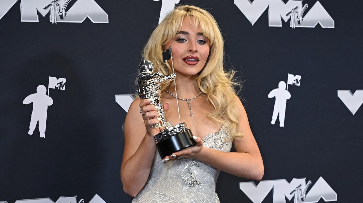 Sabrina Carpenter tarolt a VMA gálán: az Espresso lett az év dala